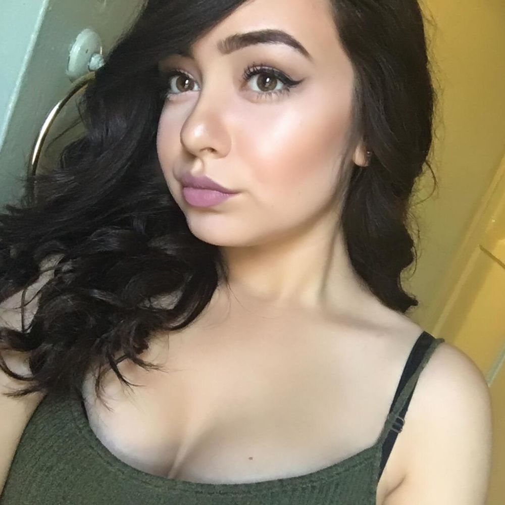 Meet your Posher, Jasmin